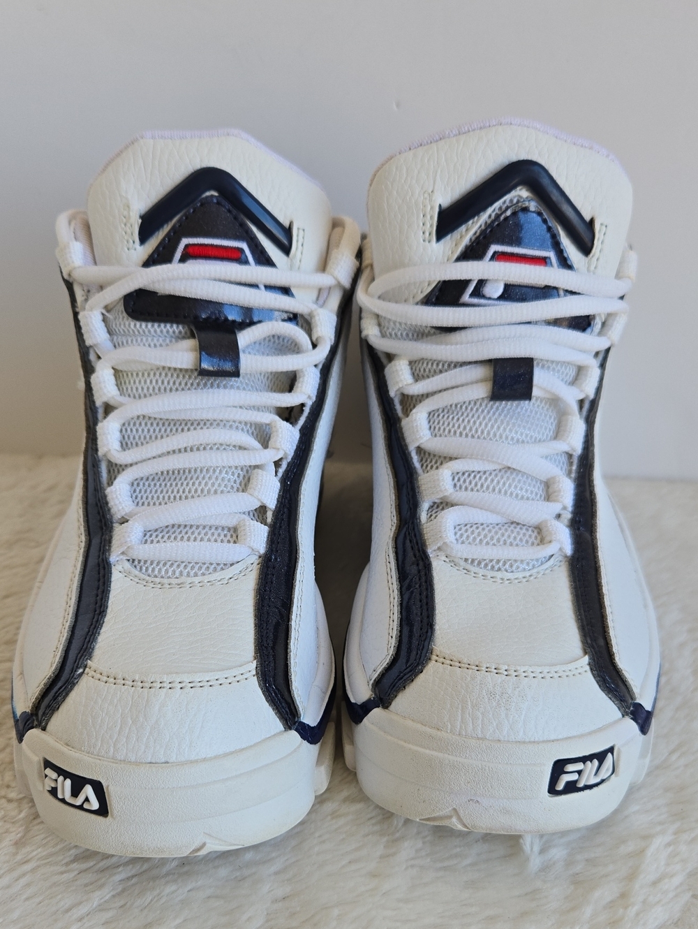 FILA Grant Hill 96 Mid Basketball Shoes White Navy Mens 5 / Womens 6.5 (1VB90031